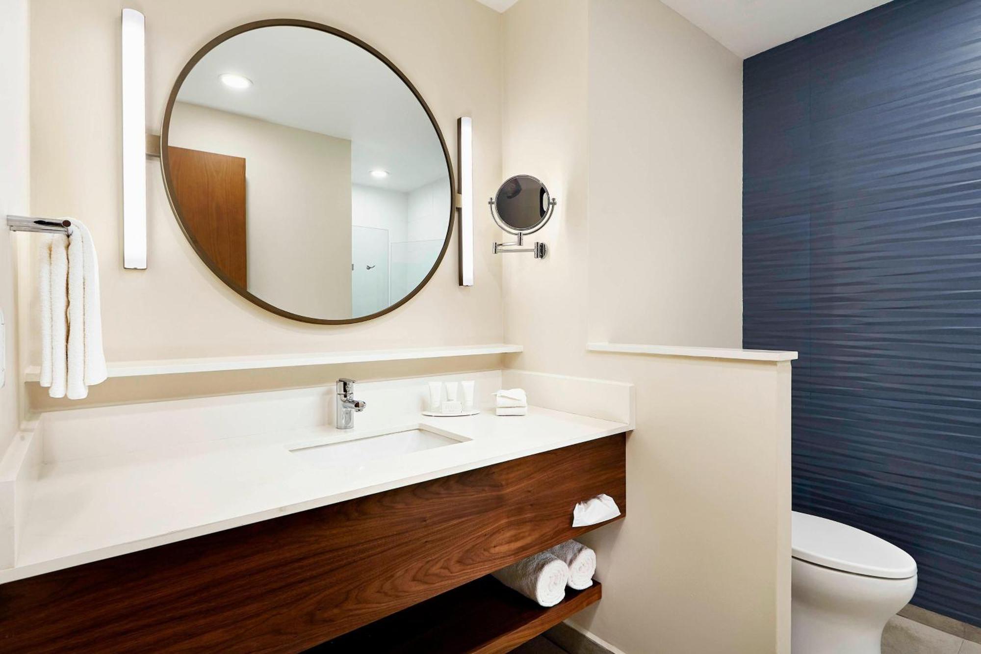 Fairfield Inn & Suites By Marriott Cancun Airport Alfredo V. Bonfil Bagian luar foto